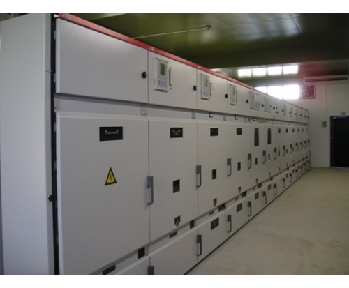 Montagem de Cubículo de Média Tensão NBR IEC 62271-200